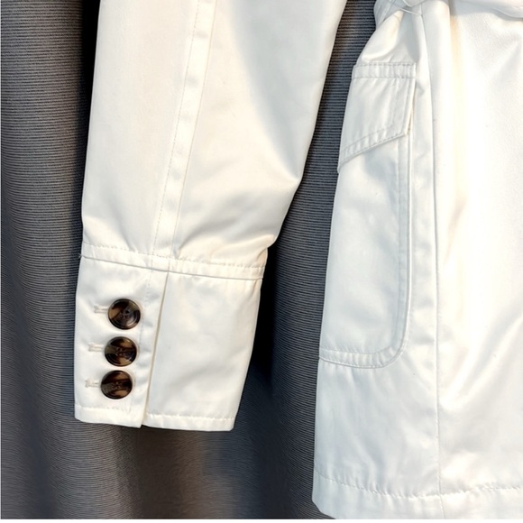 Ruffled front zip tie jacket - Picture 5 of 12